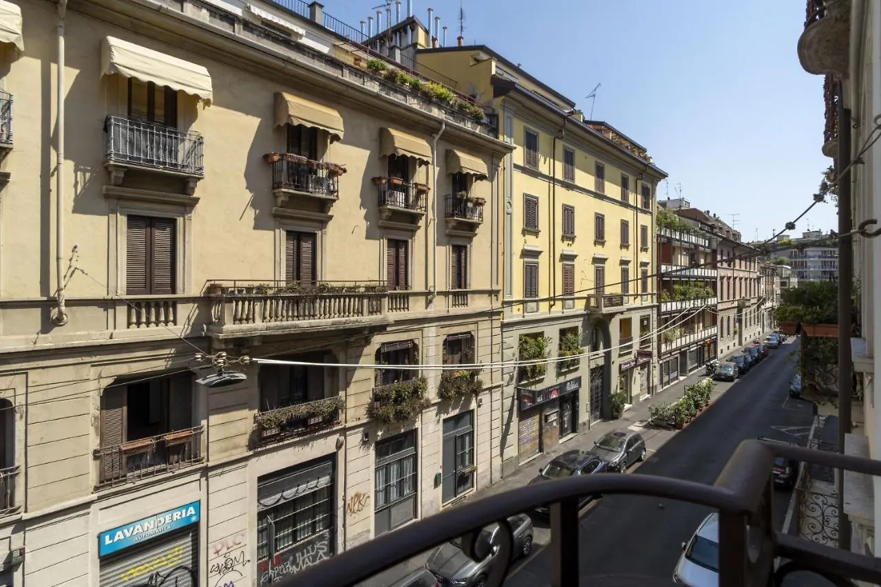 Easylife - Romantico Rifugio In Porta Venezia Milan 0*,  Italy