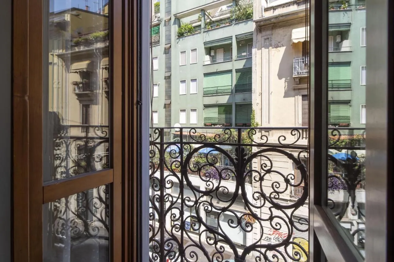 Apartment Easylife - Romantico Rifugio In Porta Venezia Milan Italy